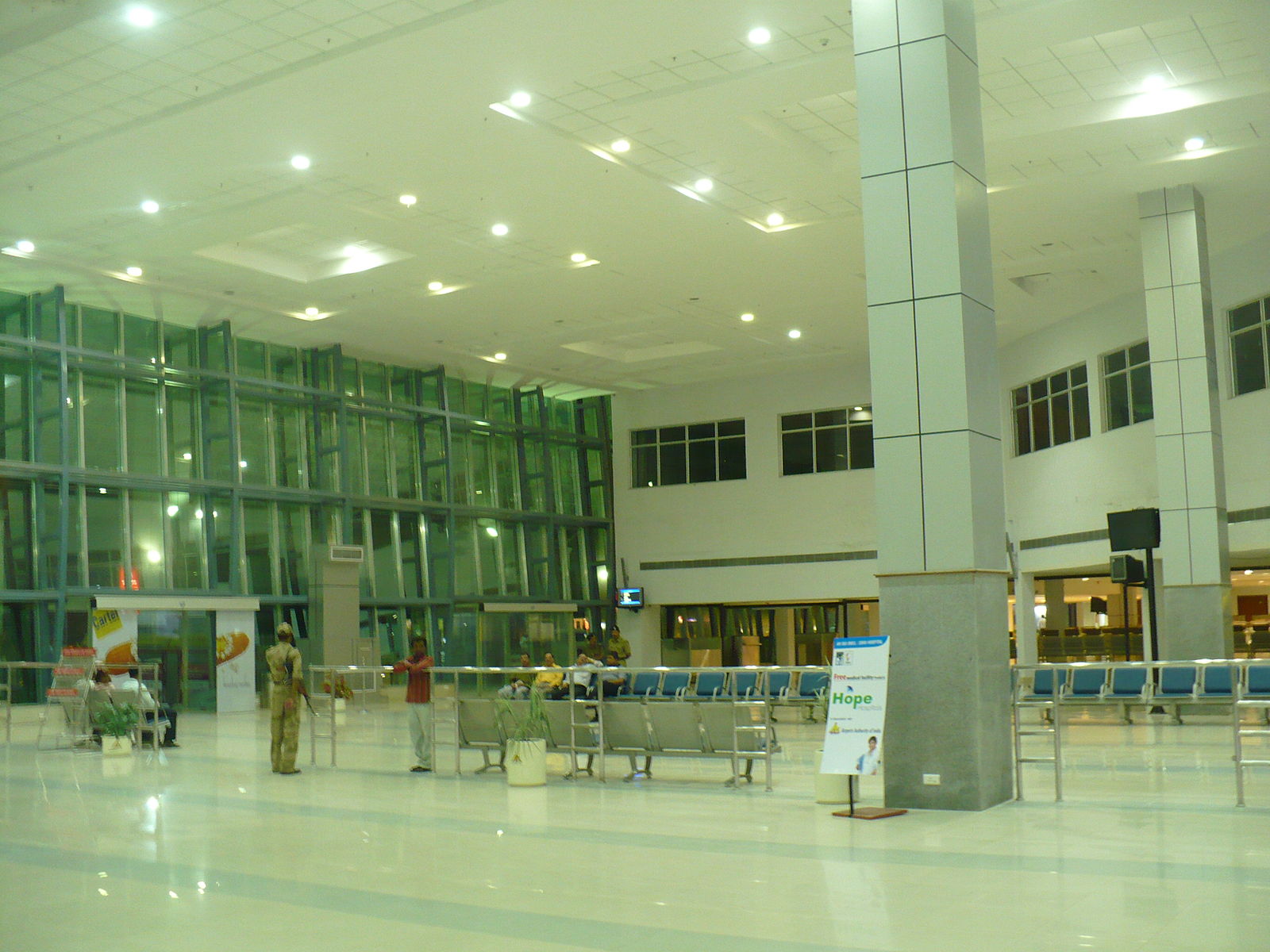 Dr. Babasaheb Ambedkar International Airport (NAG) serves Nagpur in India.